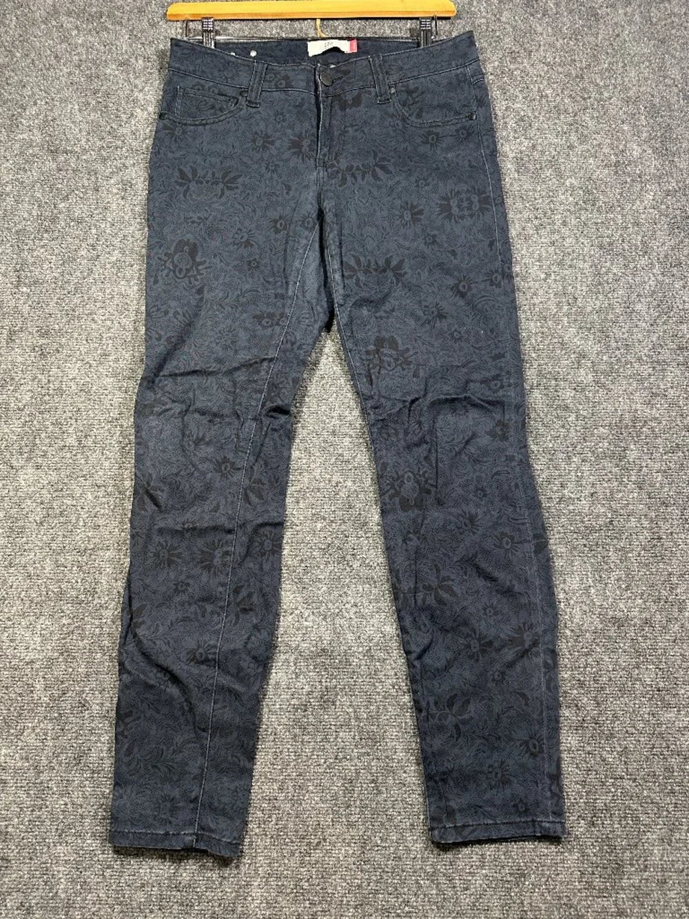 CAbi 3195 Jeans Womens 6 Lace Print Skinny Blue Cotton Stretch Pockets